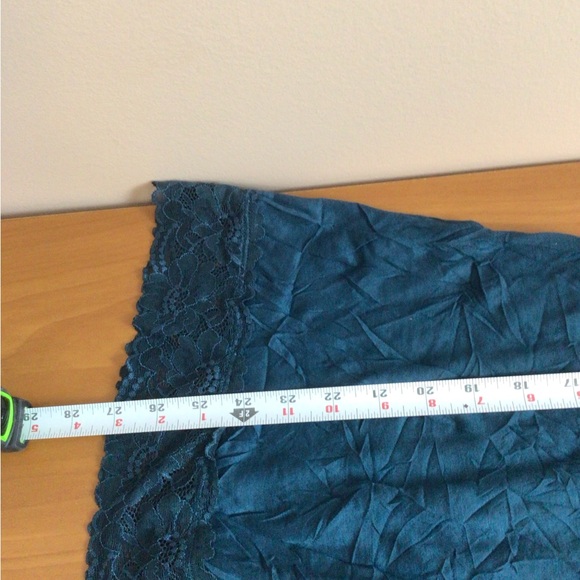 SALE Women's Maurices Deep Teal Green Lace Fitted Camisole Size 1 - Picture 7 of 8